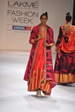 Model walk the ramp for Gaurav show at Lakme Fashion Week Day 3 on 5th Aug 2012 (39).JPG